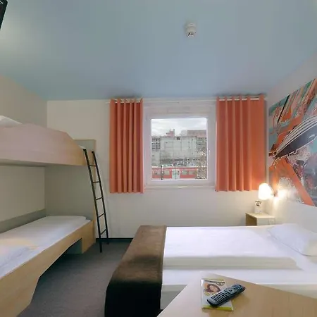 호텔 B&B Hotel Boeblingen
