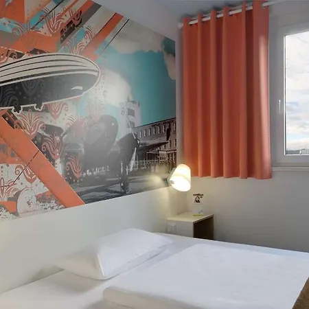 호텔 B&B Hotel Boeblingen 3*