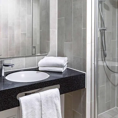 Отель B&B Hotel Boeblingen