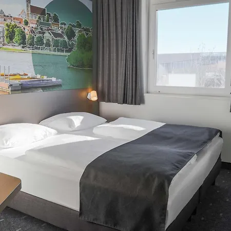 Szálloda B&B Hotel Boeblingen