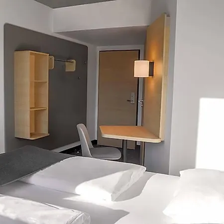B&B Hotel Boeblingen Ξενοδοχείο
