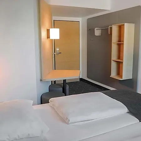 B&B Hotel Boeblingen Ξενοδοχείο