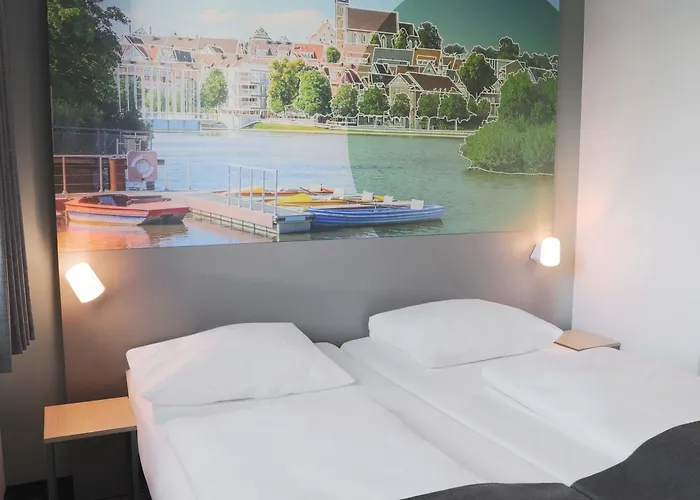 B&B Hotel Boeblingen 3*